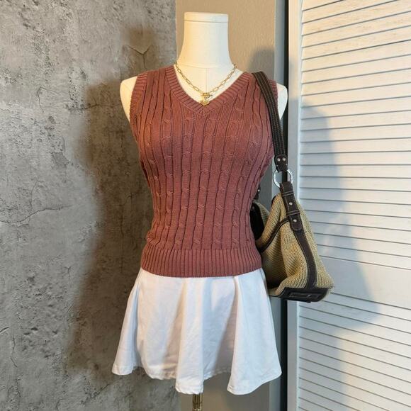 ☕️ Preppy Pink Love Tree Sweater Vest - Picture 1 of 5